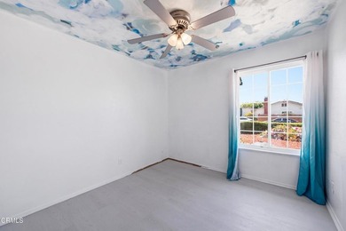 Beautifully Renovated End Unit Home in the Heart of Ventura! - photo 18