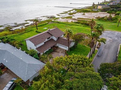 This spacious residence offers 4 bedrooms, 3.5 baths, and a - photo 27