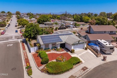 Beautifully Renovated End Unit Home in the Heart of Ventura! - photo 35