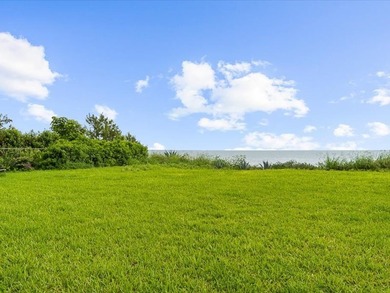 This spacious residence offers 4 bedrooms, 3.5 baths, and a - photo 39