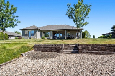 Welcome to The Reserve at Pinewood Lakes, a gated Star community - photo 10
