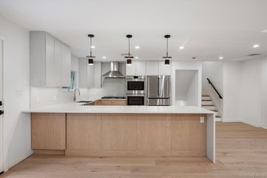 Turnkey home with style! Totally Renovated from Top to Bottom! - photo 7