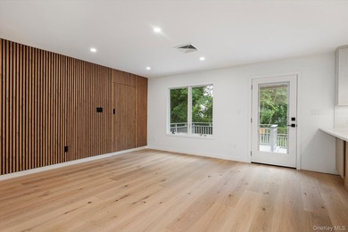 Turnkey home with style! Totally Renovated from Top to Bottom! - photo 9