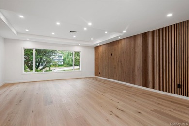 Turnkey home with style! Totally Renovated from Top to Bottom! - photo 10