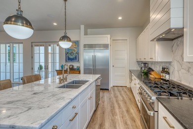 Welcome to 2807 Fault Line in the coveted waterfront enclave of - photo 11