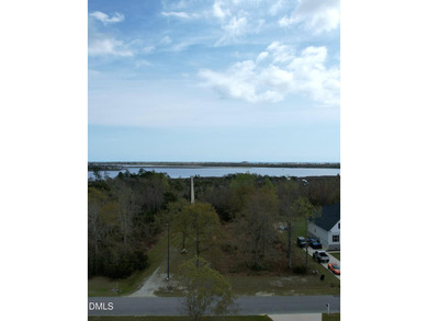 This 2.35-acre waterfront parcel in the Royal Palms subdivision - photo 3