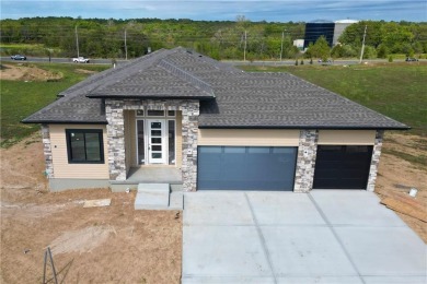 Prairie Lee Lake Home For Sale in Lees Summit Missouri