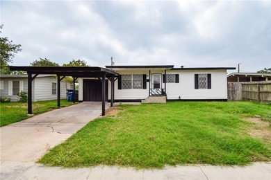 Cute and remodeled 3 bedroom house! ready to move in! Great - photo 1