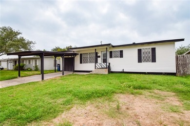 Cute and remodeled 3 bedroom house! ready to move in! Great - photo 2
