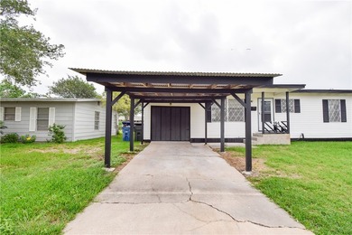 Cute and remodeled 3 bedroom house! ready to move in! Great - photo 5