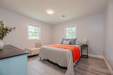Welcome to 94 Cimarron Drive - a meticulously renovated, truly - photo 14