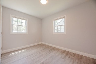 Welcome to 94 Cimarron Drive - a meticulously renovated, truly - photo 18
