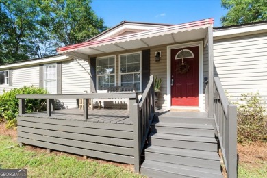 Lake Home For Sale in Eatonton, Georgia