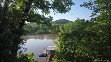 Escape to your own private slice of the Lake of the Ozarks on - photo 33
