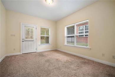 VRM: SELLER WILL ENTERTAIN BETWEEN $399,000 - $410,000. The list