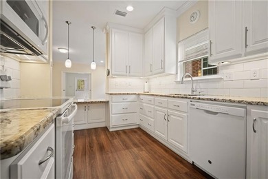 VRM: SELLER WILL ENTERTAIN BETWEEN $399,000 - $410,000. The list