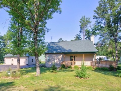 Like new Lake Arrowhead Home! This impeccable cape cod style - photo 42