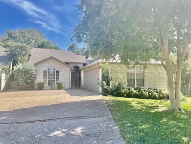 Lake Townhome/Townhouse For Sale in Meadowlakes, Texas