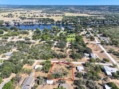 Lake Lot For Sale in Kingsland, Texas