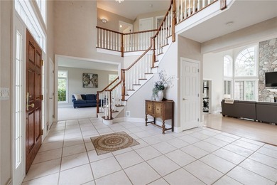 Welcome to this stunning Webster estate in the highly desired - photo 5