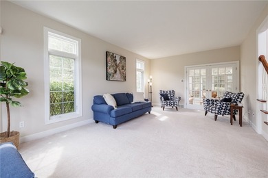 Welcome to this stunning Webster estate in the highly desired - photo 8