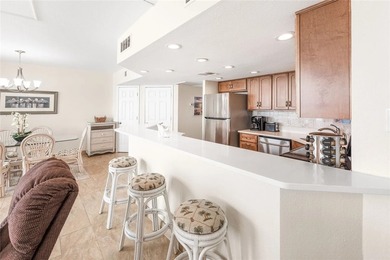 Beachfront luxury condo by the sea shore! Enjoy everything the - photo 9