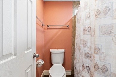 Welcome to coastal living at its finest! This beautifully - photo 15