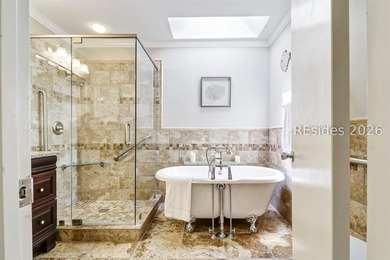 Beautifully updated 2-bedroom, 2.5-bath townhome in Golfmaster - photo 33