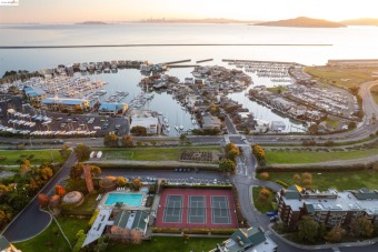 San Francisco Bay  Condo For Sale in Richmond California