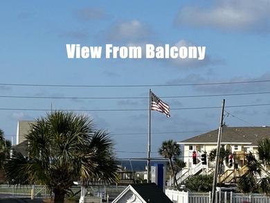 Fantastic location just steps from the beach, hot tubs and - photo 1