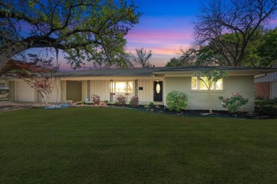 Willow Lake Home Sale Pending in Fort Worth Texas