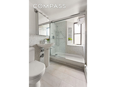 Light-Filled Corner Gem with Statue of Liberty Views in the - photo 8