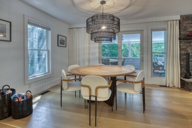 Located on a serene cul-de-sac just moments from Sag Harbor - photo 7
