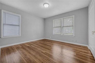 Move-in ready and impeccably maintained, this charming Lindale - photo 10