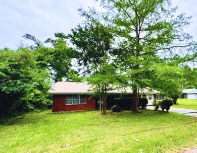 Lake Home For Sale in Zwolle, Louisiana