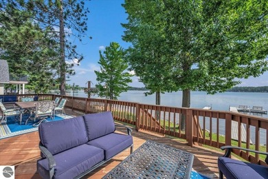 Stunning Lakefront Custom Home with 100 ft Sandy Beach and - photo 12