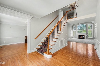 Exceptional all-brick custom Toll Brothers home situated on a - photo 4