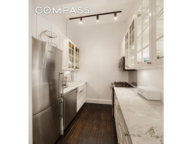 Residence 6H at 21 East 22nd Street is a perfectly proportioned - photo 5