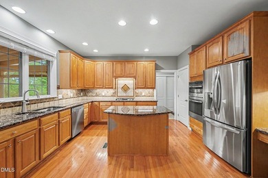 Exceptional all-brick custom Toll Brothers home situated on a - photo 6