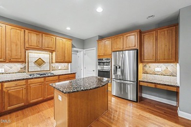 Exceptional all-brick custom Toll Brothers home situated on a - photo 7
