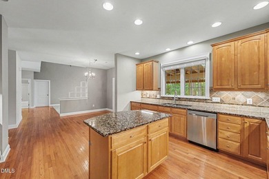 Exceptional all-brick custom Toll Brothers home situated on a - photo 8