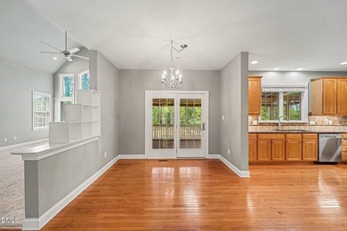 Exceptional all-brick custom Toll Brothers home situated on a - photo 9