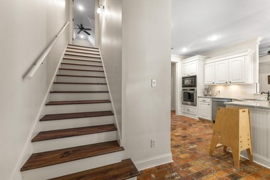 Welcome to 11 Donnington Court in Kingsmill Subdivision! This - photo 32