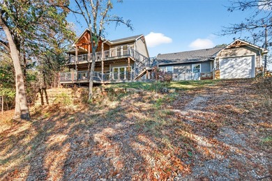 The ultimate lakefront retreat awaits! Lake Views and just Steps - photo 32