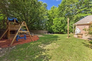 Welcome to 11 Donnington Court in Kingsmill Subdivision! This - photo 37