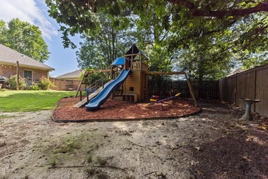 Welcome to 11 Donnington Court in Kingsmill Subdivision! This - photo 41