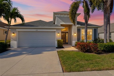 (private lake, pond, creek) Home For Sale in Venice Florida