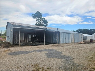 (private lake, pond, creek) Home Active Under Contract in Howe Oklahoma