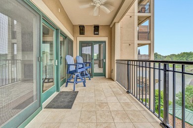 Beautiful 4th floor, end W/F condo features 4 BR, 3 full BA. End - photo 23