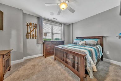 Beautiful 4th floor, end W/F condo features 4 BR, 3 full BA. End - photo 32